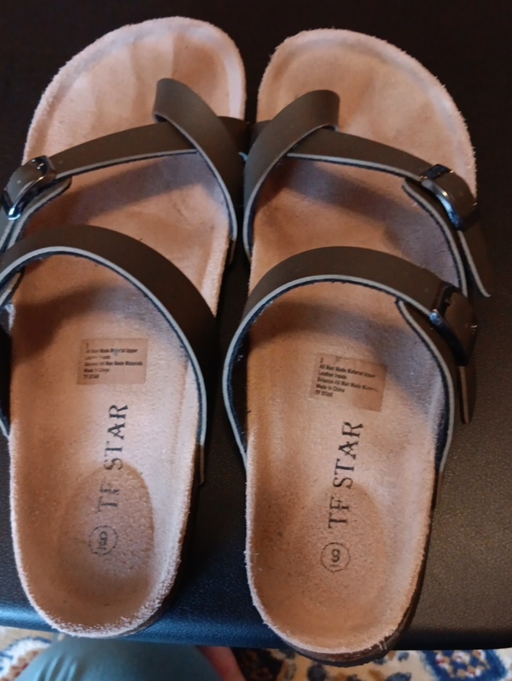 Women's Olive Green Double-Strap Comfort Footbed Sandals Size 9